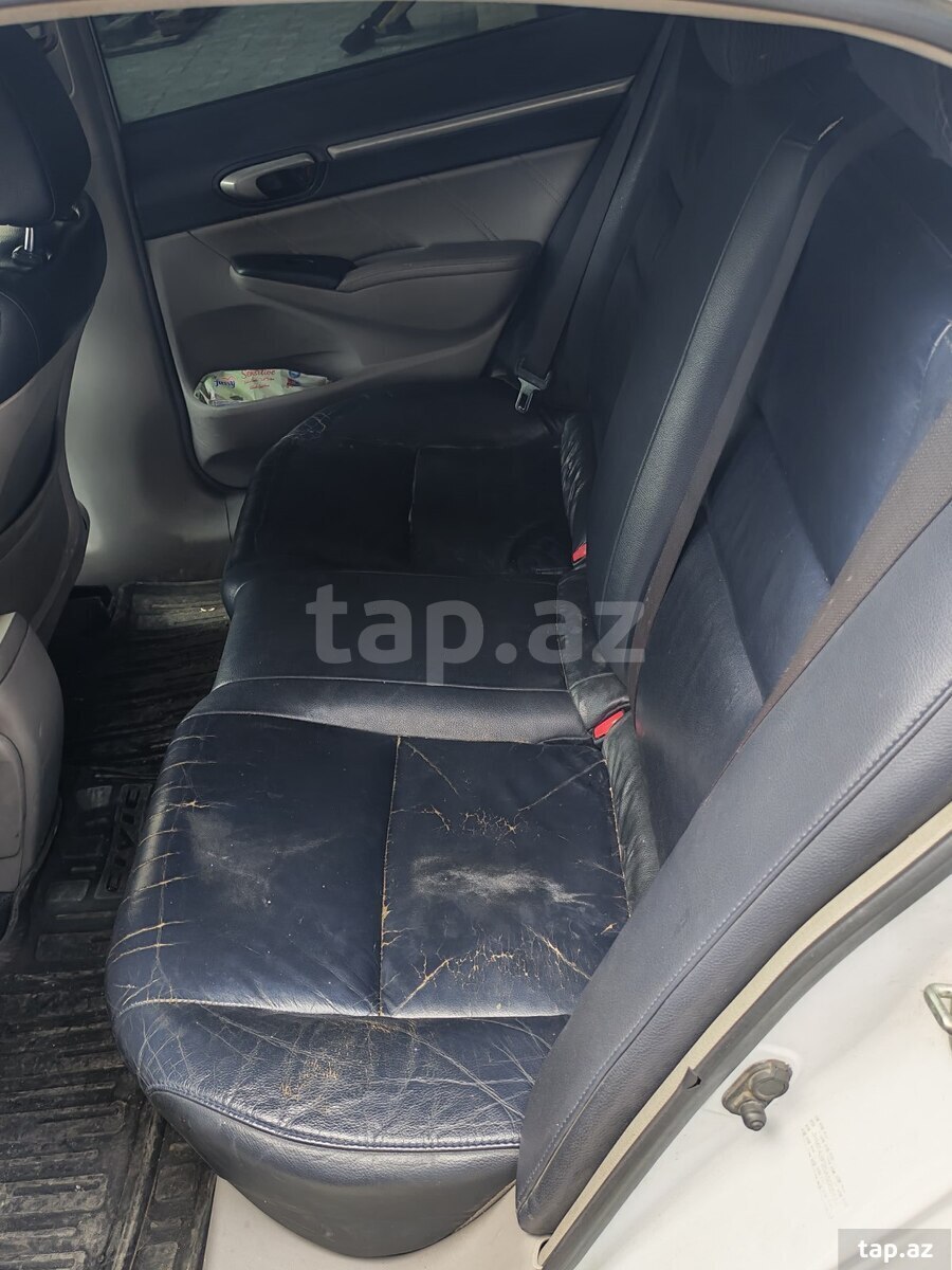 Honda Civic, 2010 il (5)