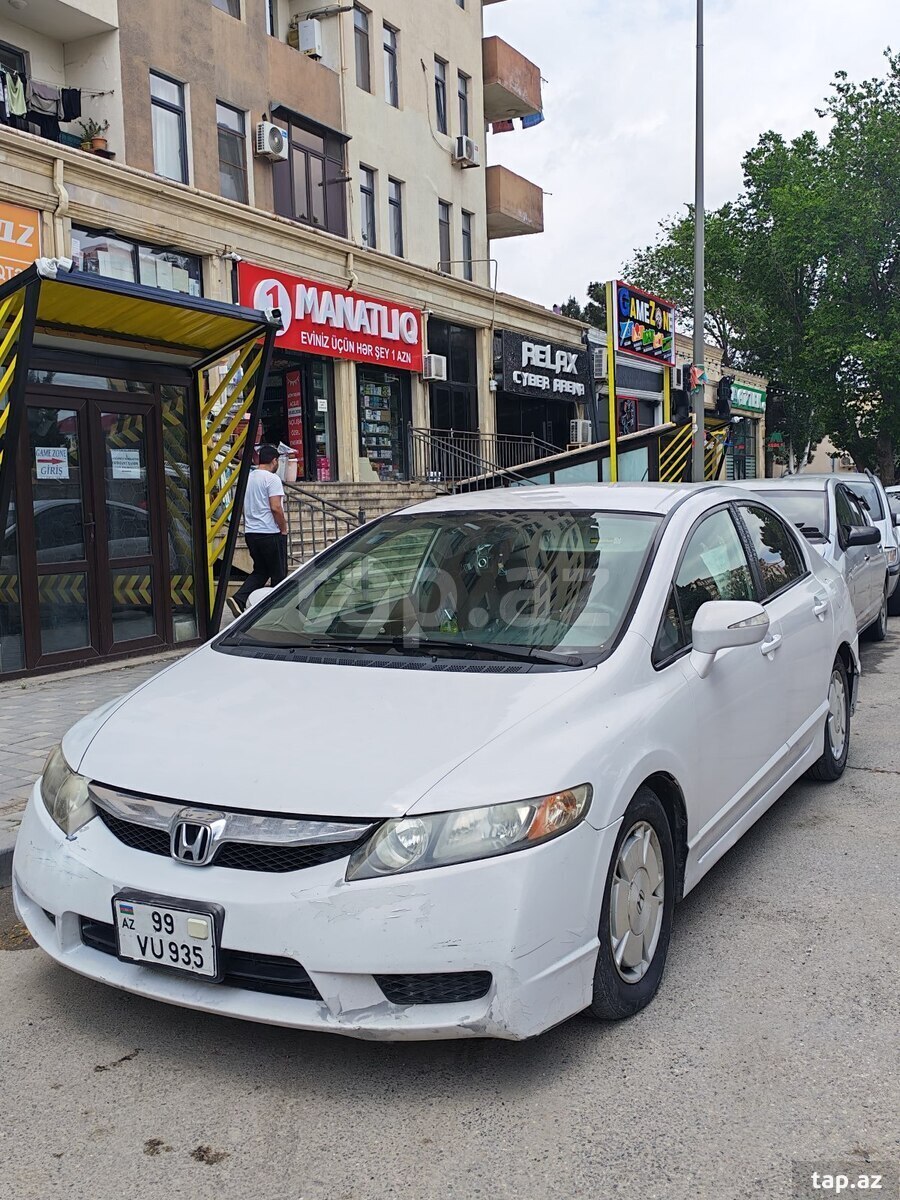Honda Civic, 2010 il (3)