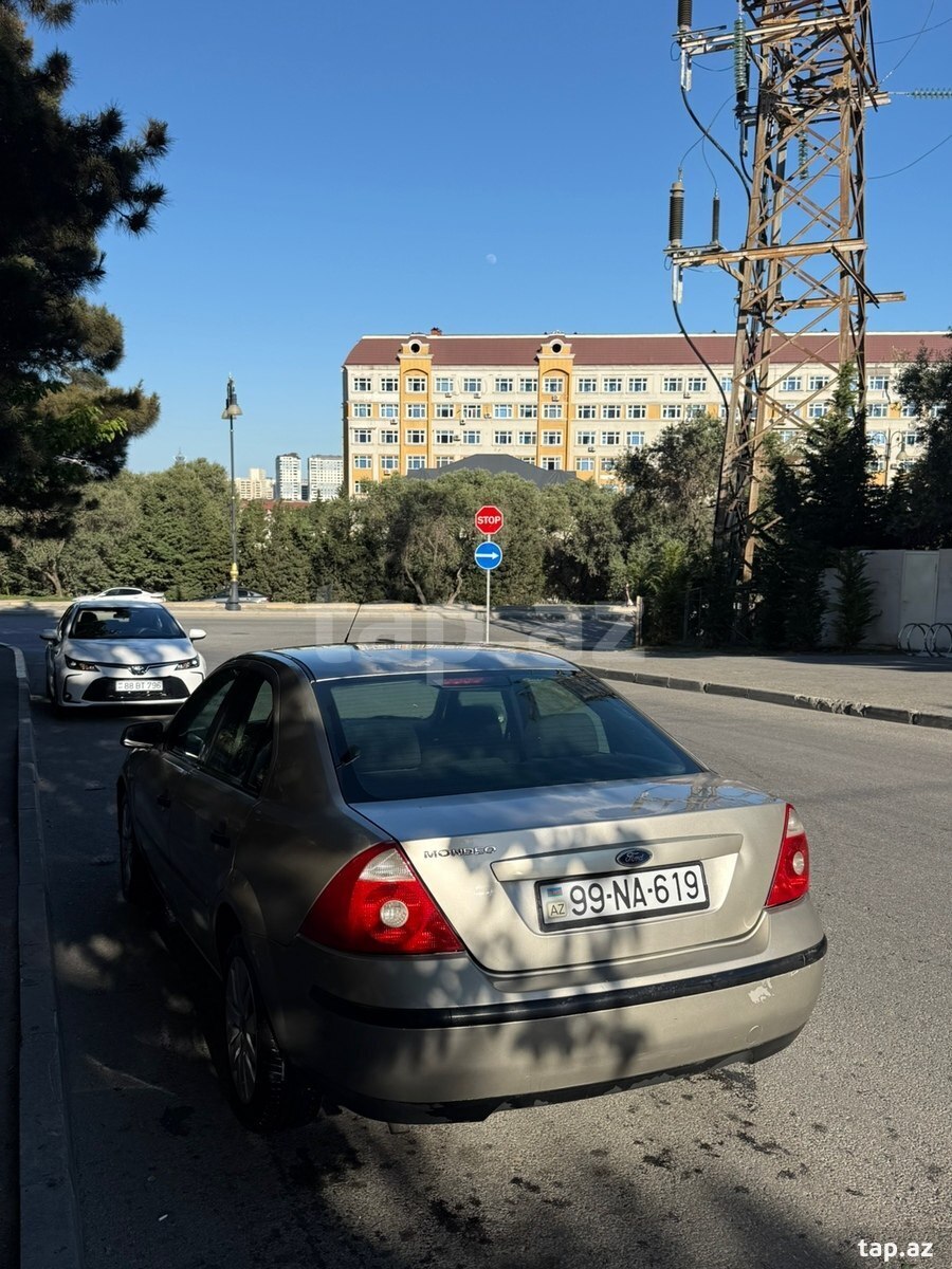 Ford Mondeo, 2005 il (6)
