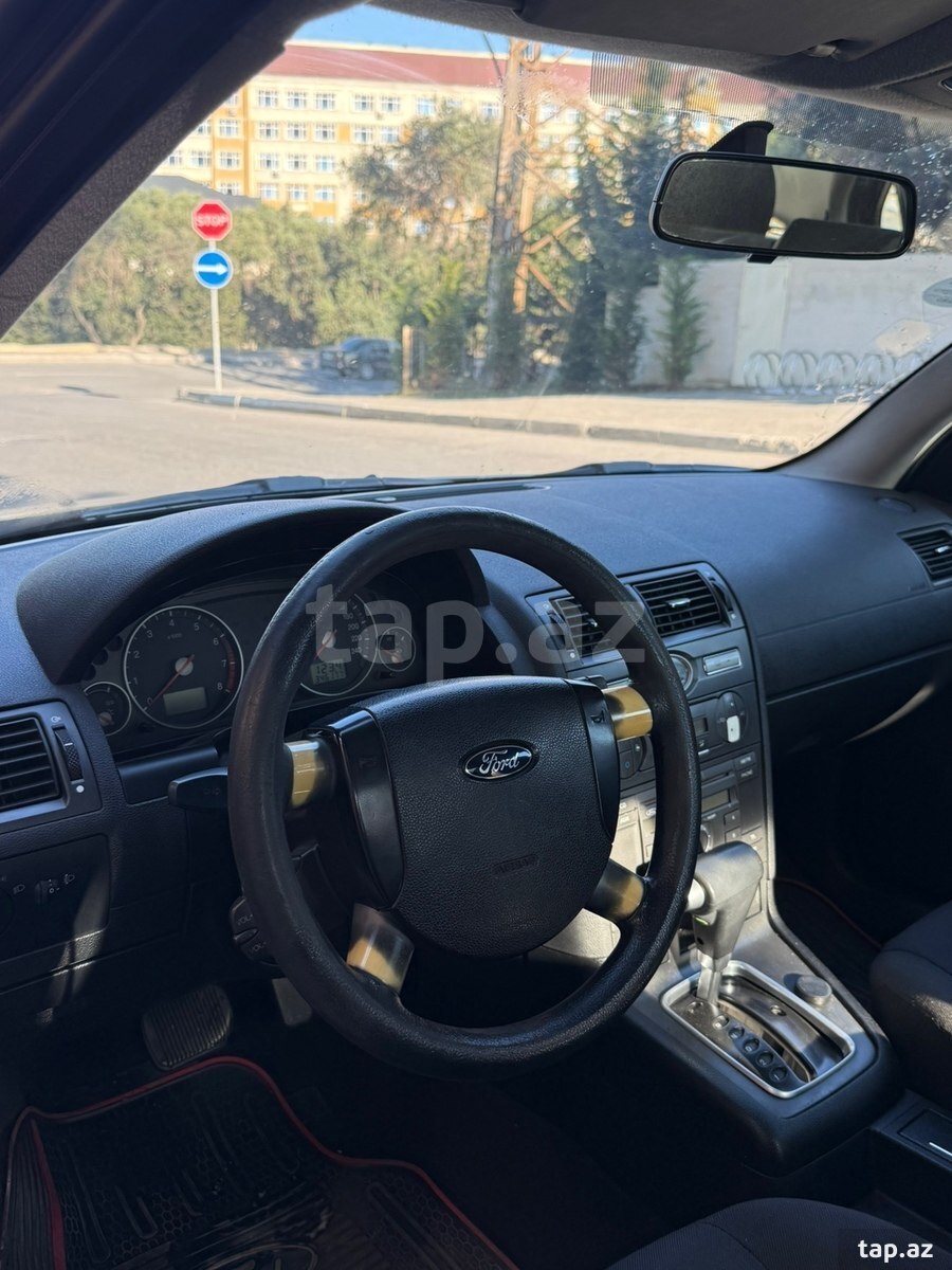Ford Mondeo, 2005 il (8)