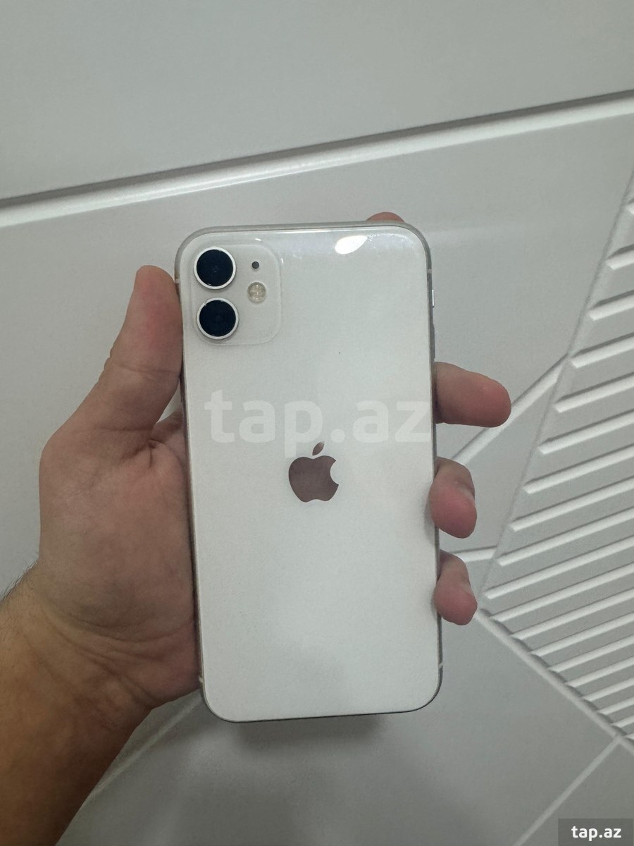 Apple iPhone 11 White 128GB/4GB (2)
