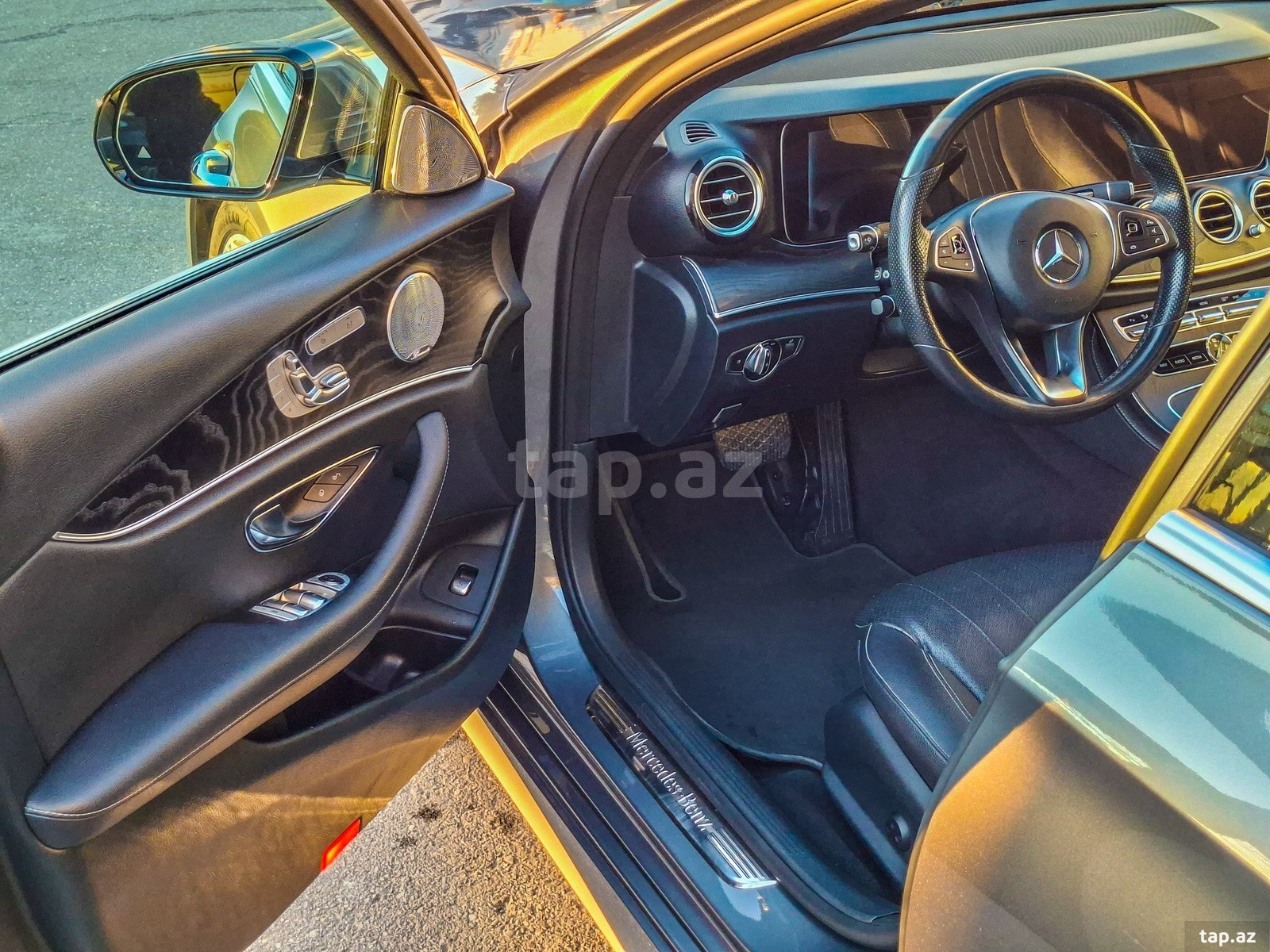 Mercedes E 300, 2017 il (16)