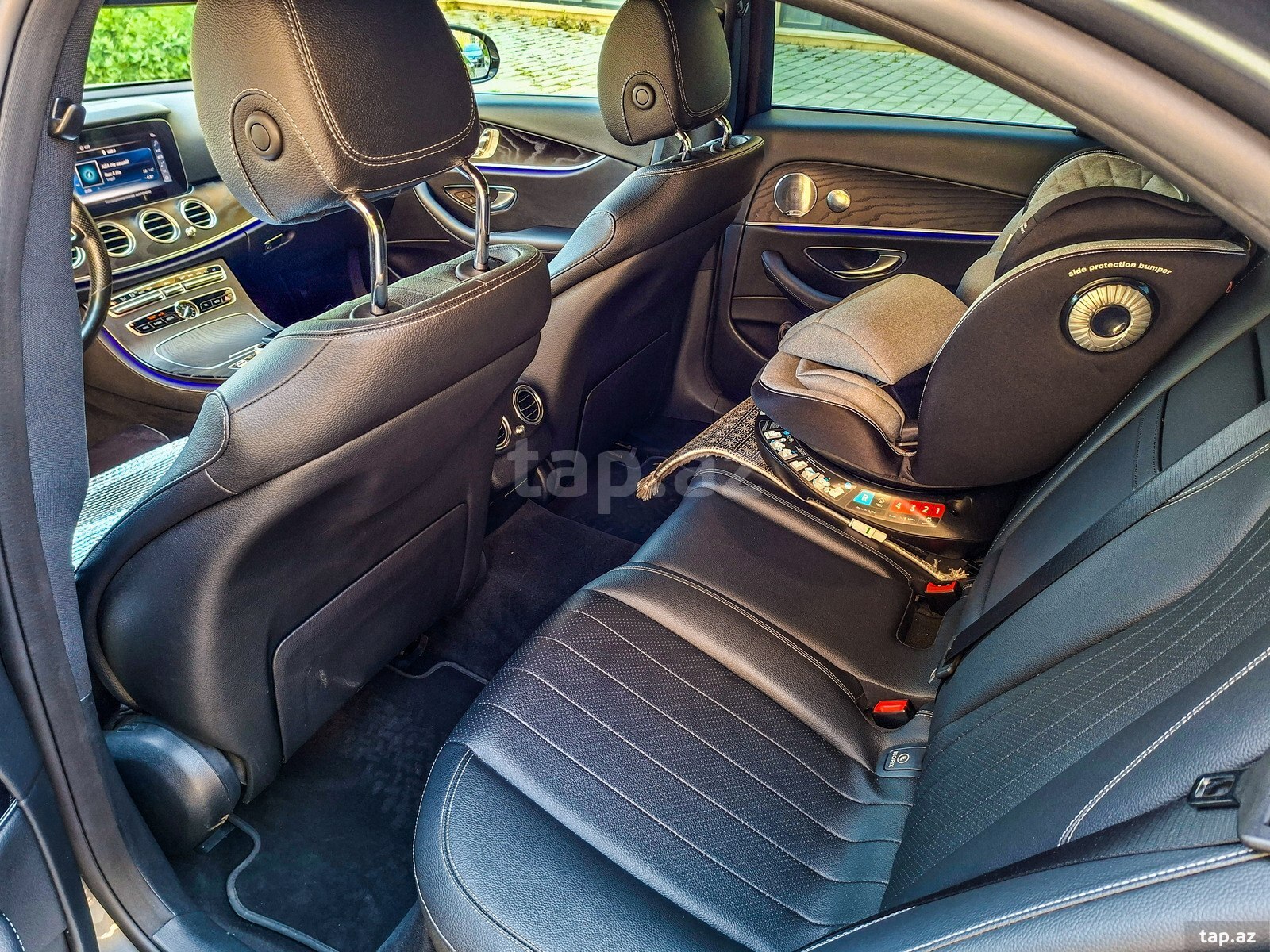 Mercedes E 300, 2017 il (18)