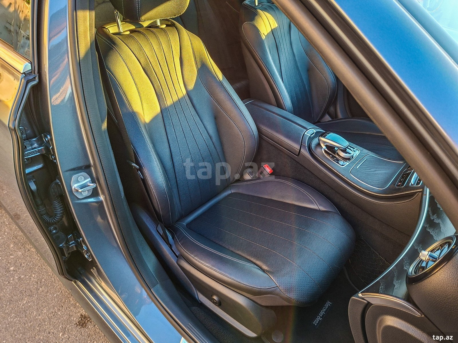 Mercedes E 300, 2017 il (13)