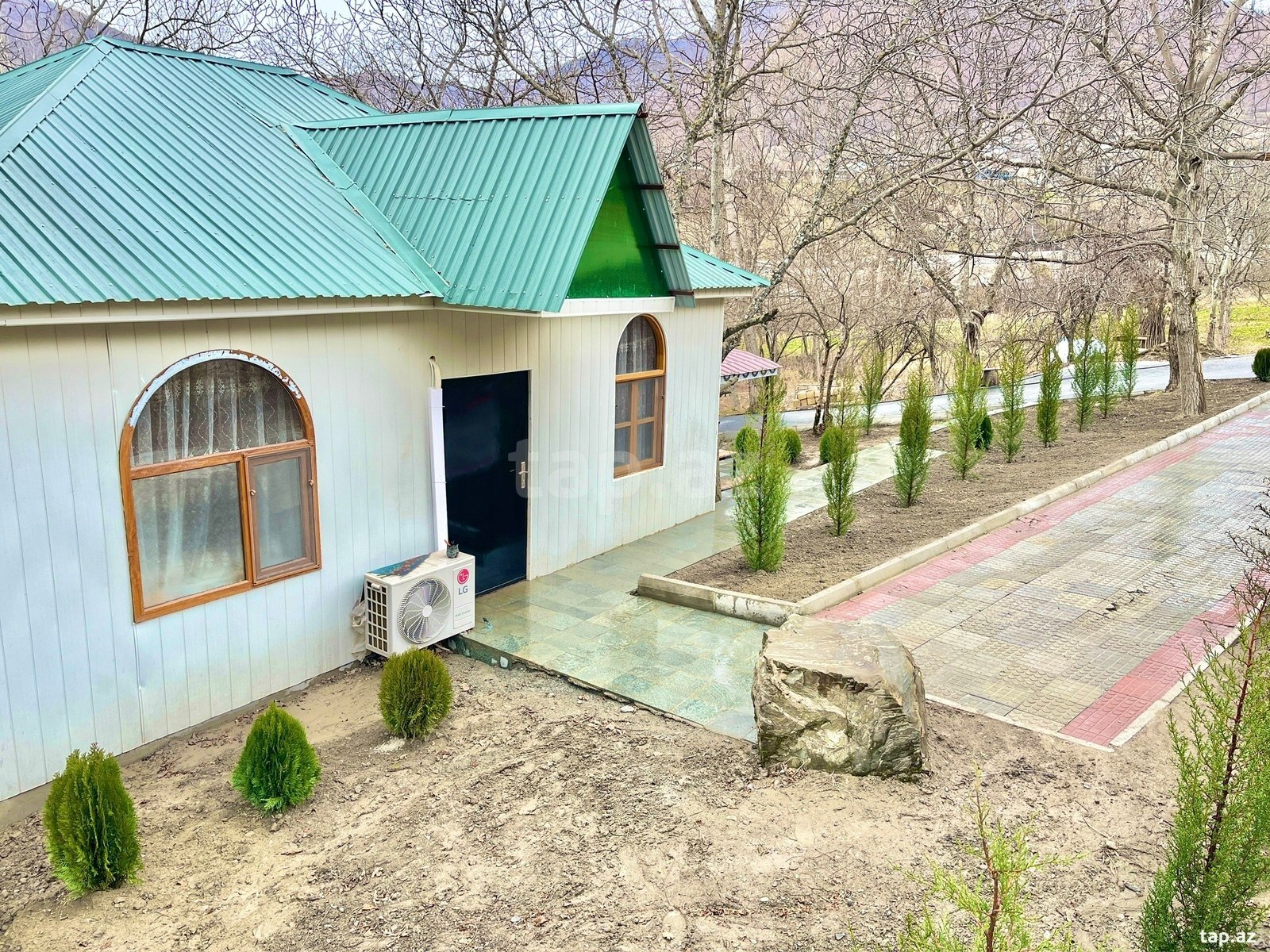 Bağ evi kirayə verilir, Şəki ş. (16)