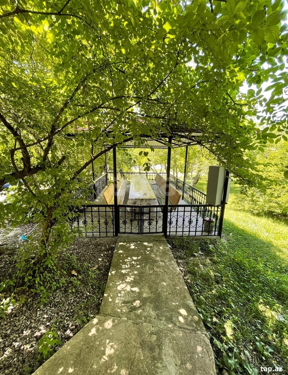 Bağ evi kirayə verilir, Şəki ş. (18)