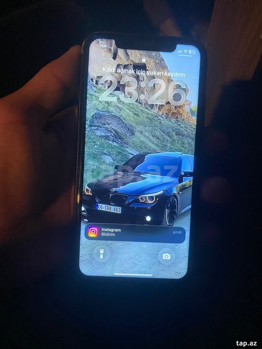 Apple iPhone 11 Black 128GB/4GB (2)