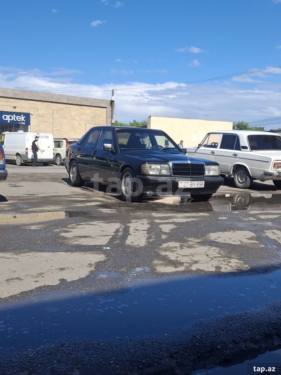 Mercedes 190, 1992 il (2)