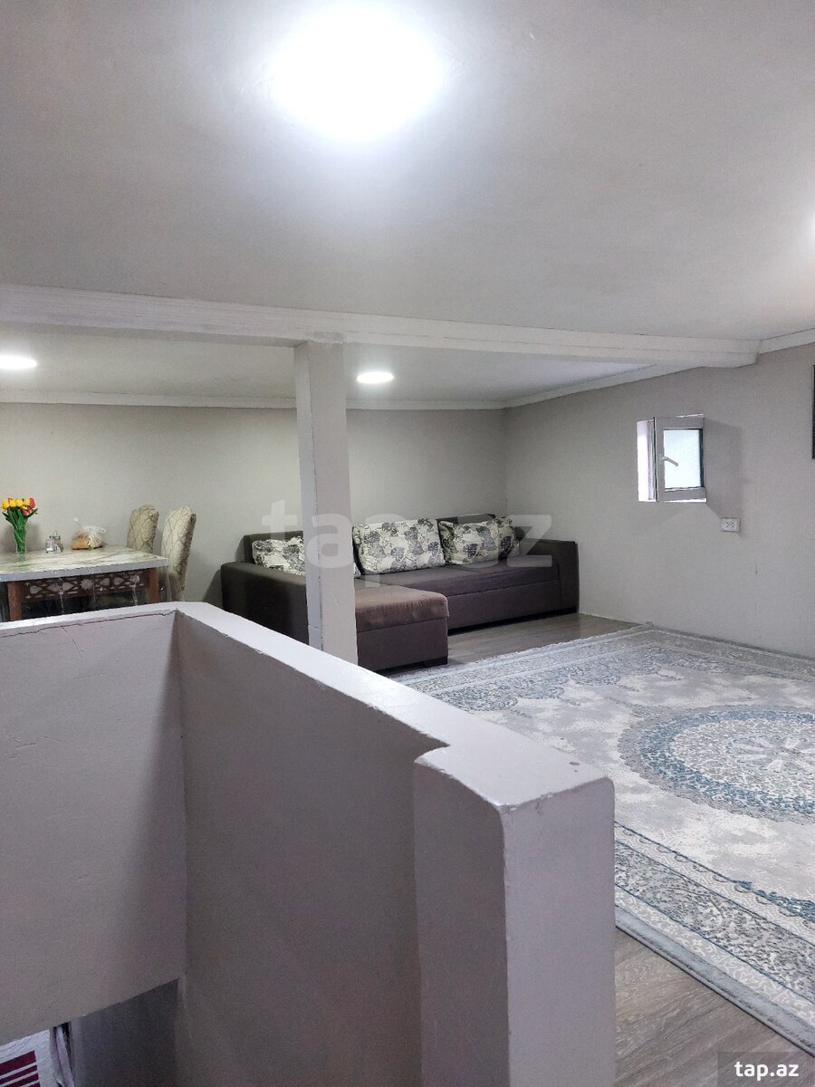 Həyət evi, Bayıl qəs. (5)