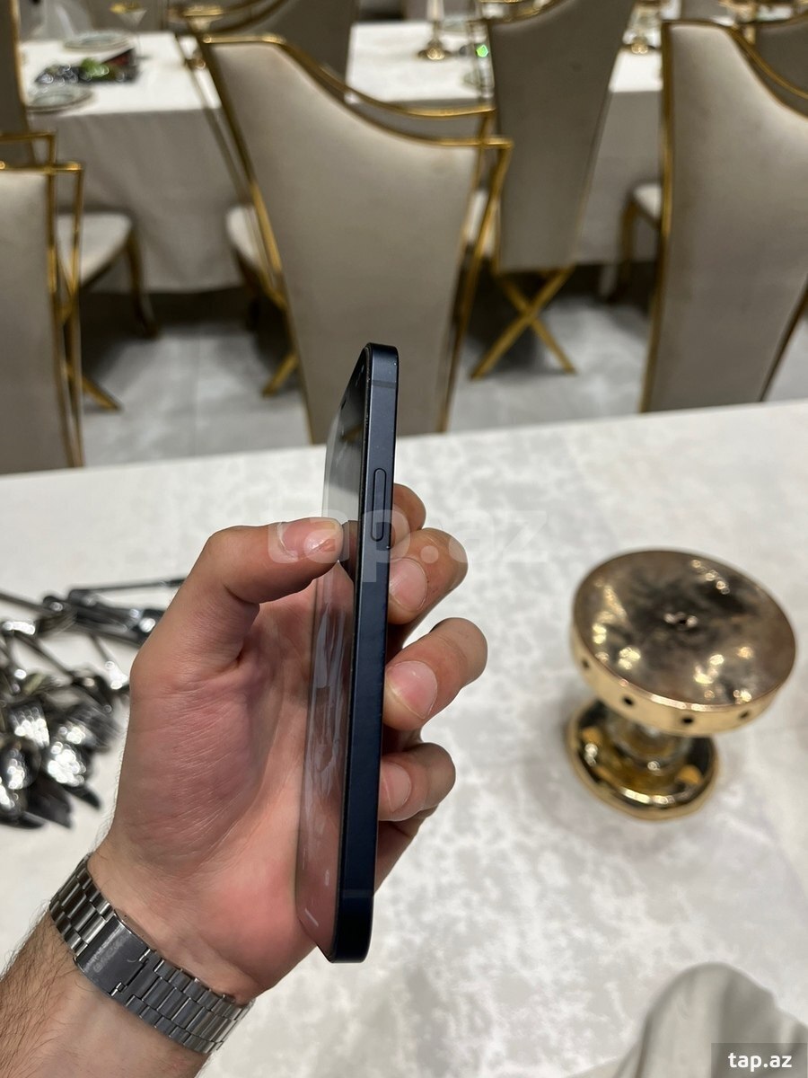 Apple iPhone 12 Blue 128GB/4GB (8)