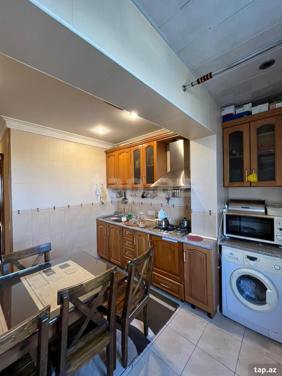 4-otaqlı mənzil, General Şıxlınskı küç., 100 m²