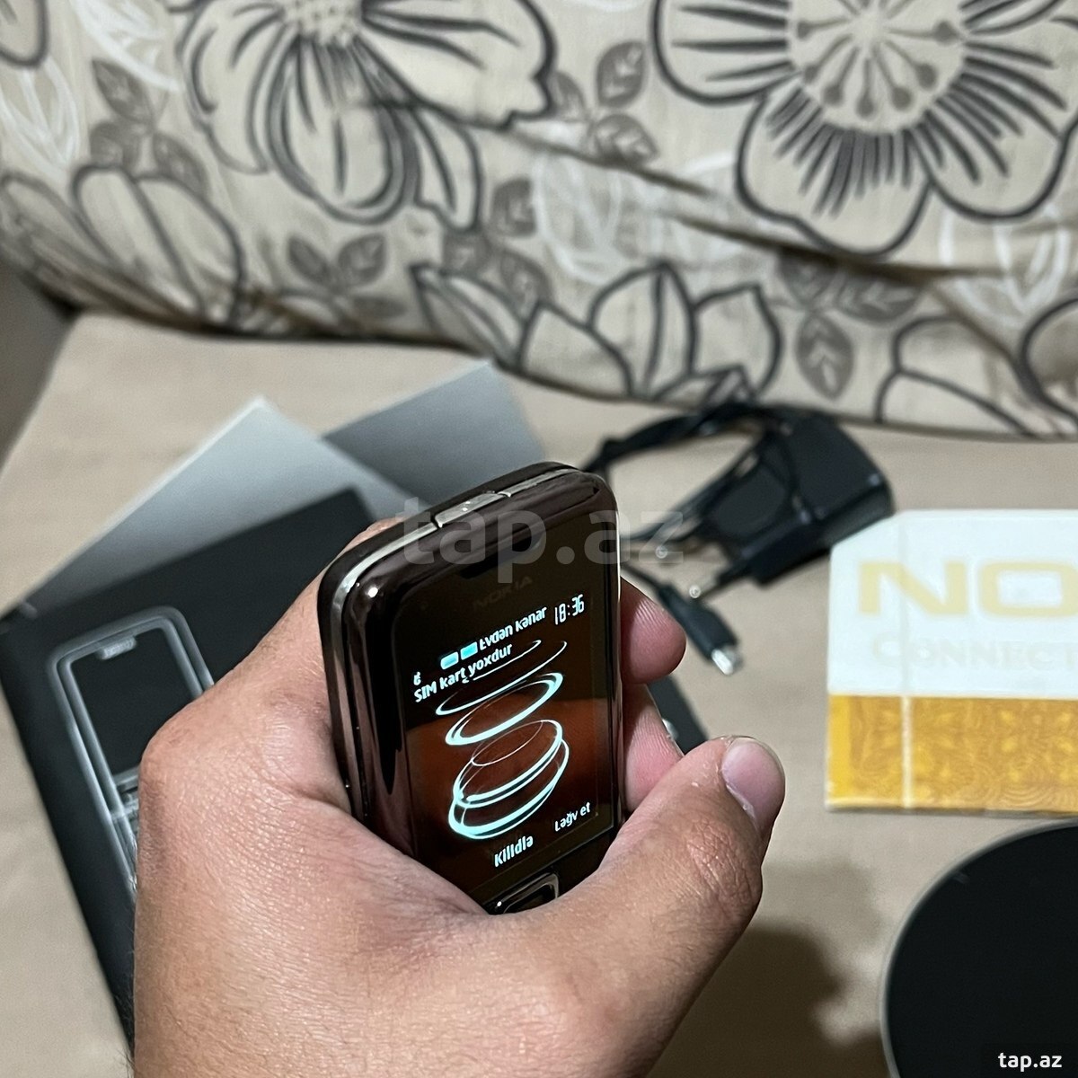 Nokia 8800 Sapphire Arte (6)