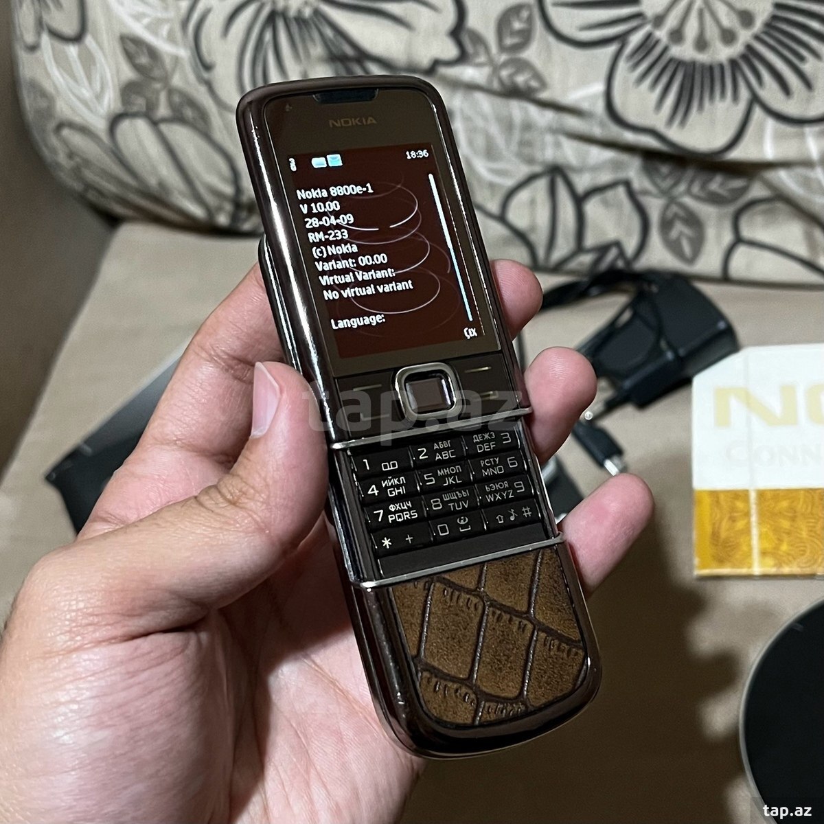 Nokia 8800 Sapphire Arte (9)