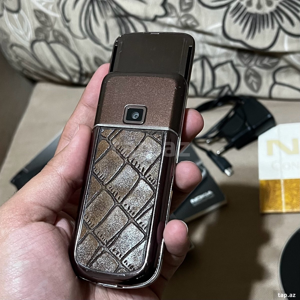 Nokia 8800 Sapphire Arte (13)