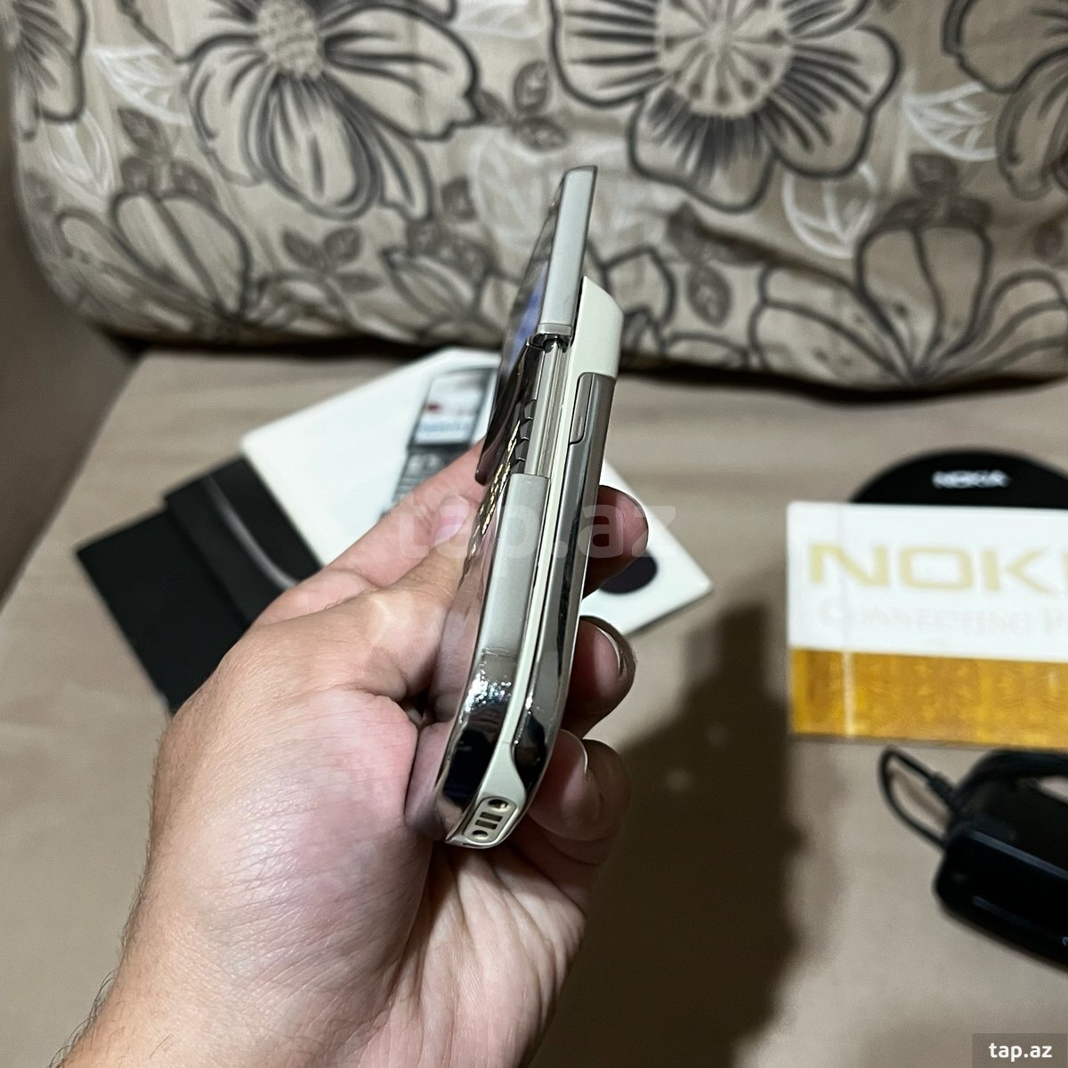 Nokia 8800 Sirocco Silver (4)