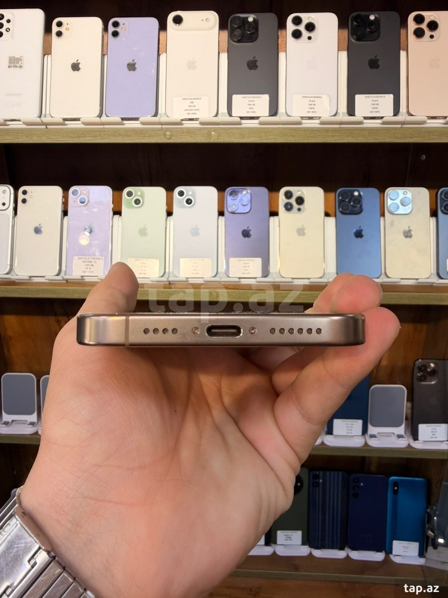 Apple iPhone 16 Pro Max Desert Titanium 256GB/8GB (6)