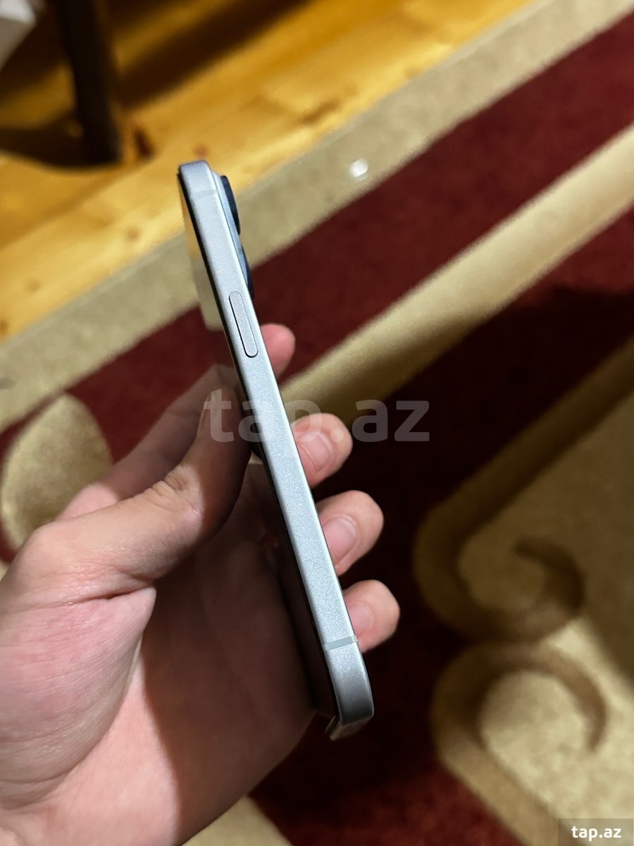 Apple iPhone 15 Blue 128GB/6GB (2)