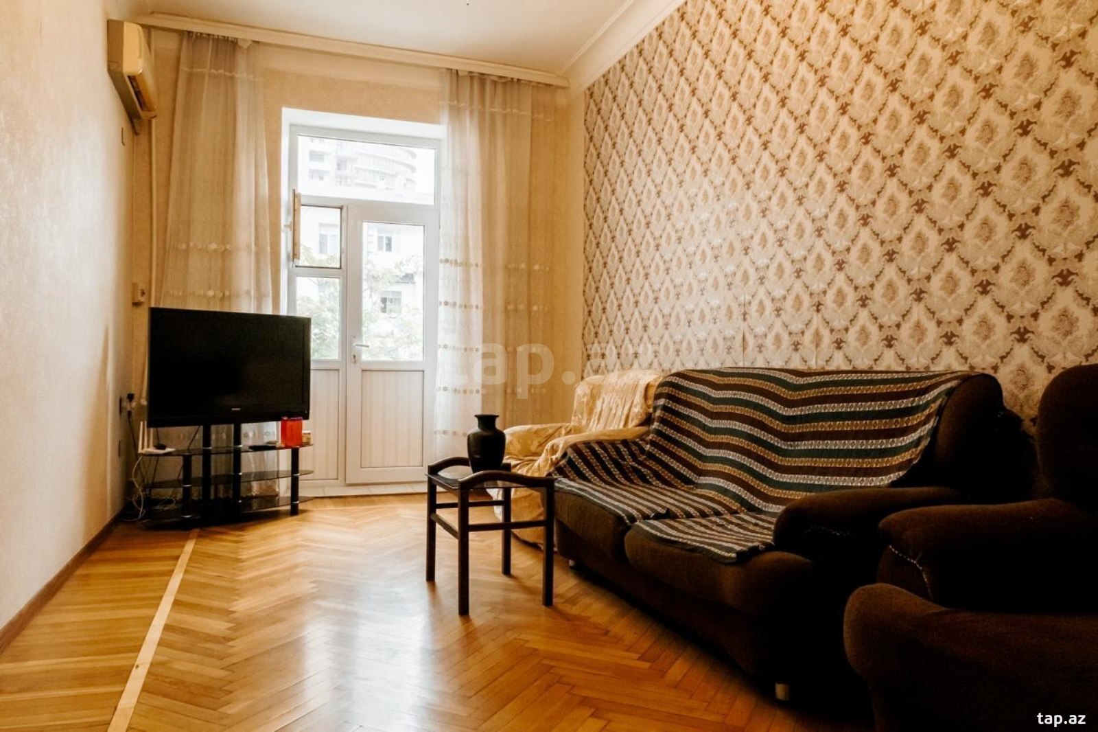 2-otaqlı yeni tikili kirayə verilir, 28 May m., 55 m² (2)