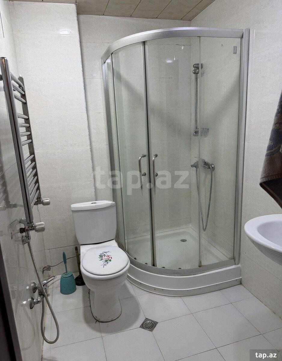 2-otaqlı yeni tikili kirayə verilir, Bayıl qəs., 70 m² (13)