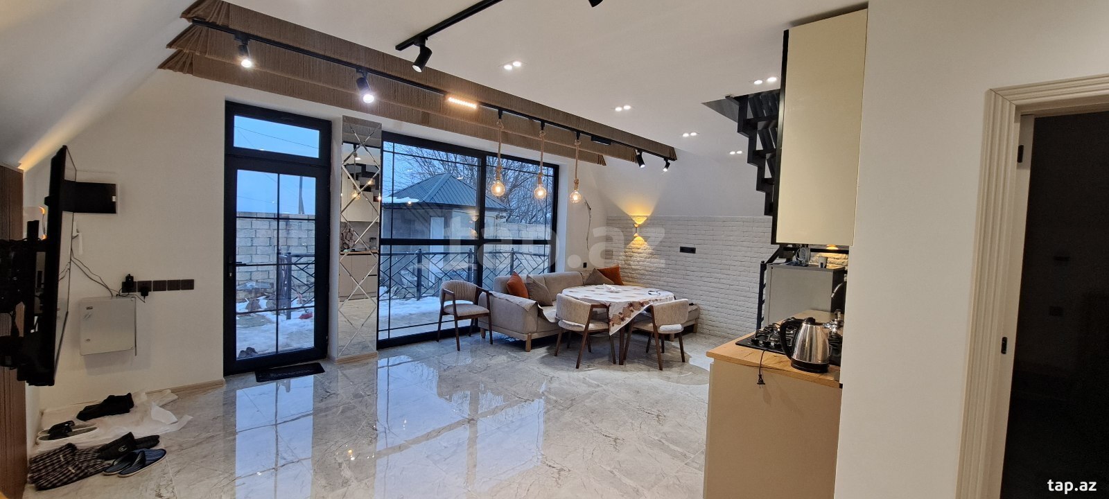 Villa kirayə verilir, Quba r. (10)