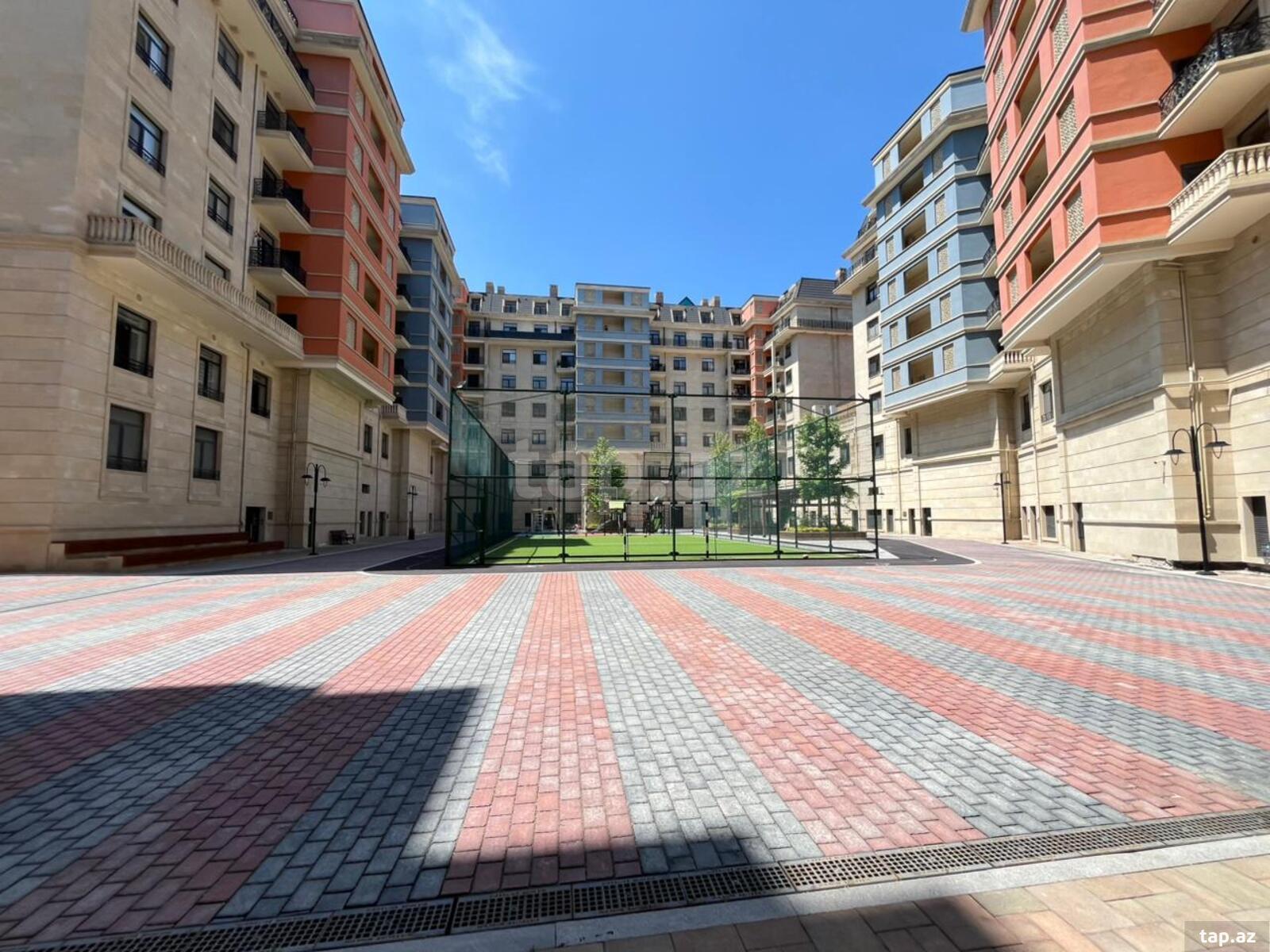 4-otaqlı yeni tikili, 2-ci Fəvvarələr küç. 32, 153 m² (2)