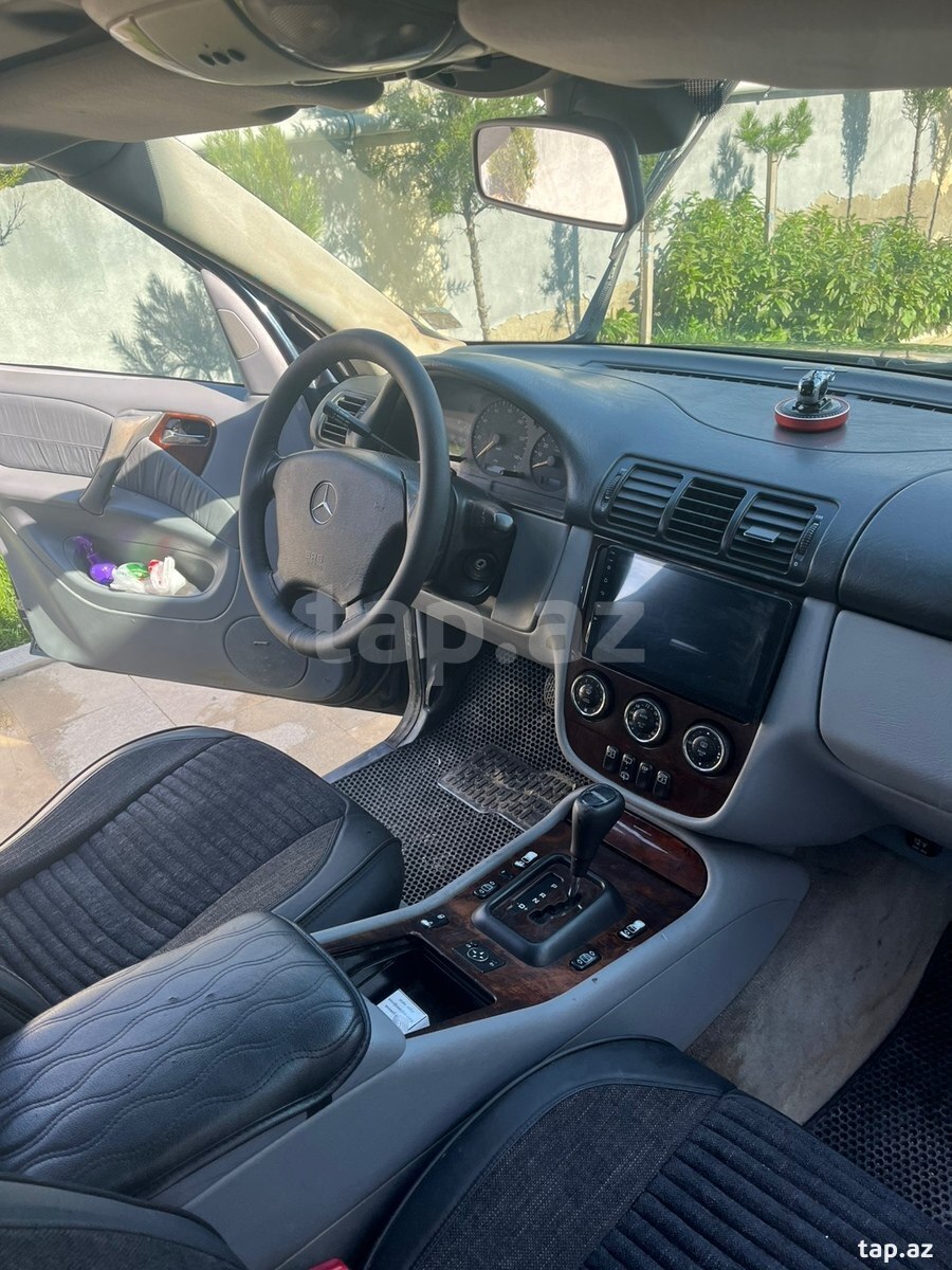 Mercedes ML 320, 2002 il (7)