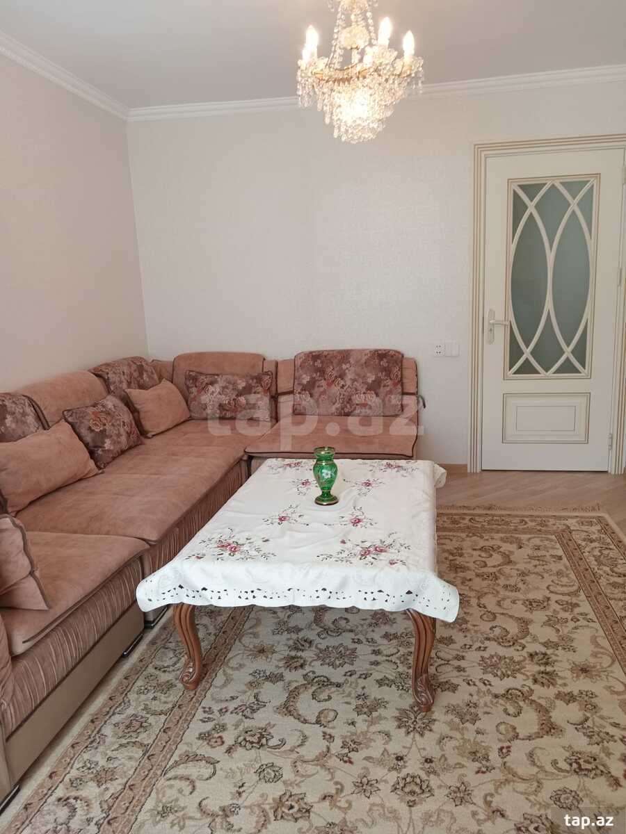 2-otaqlı mənzil, Neftçilər m., 85 m²