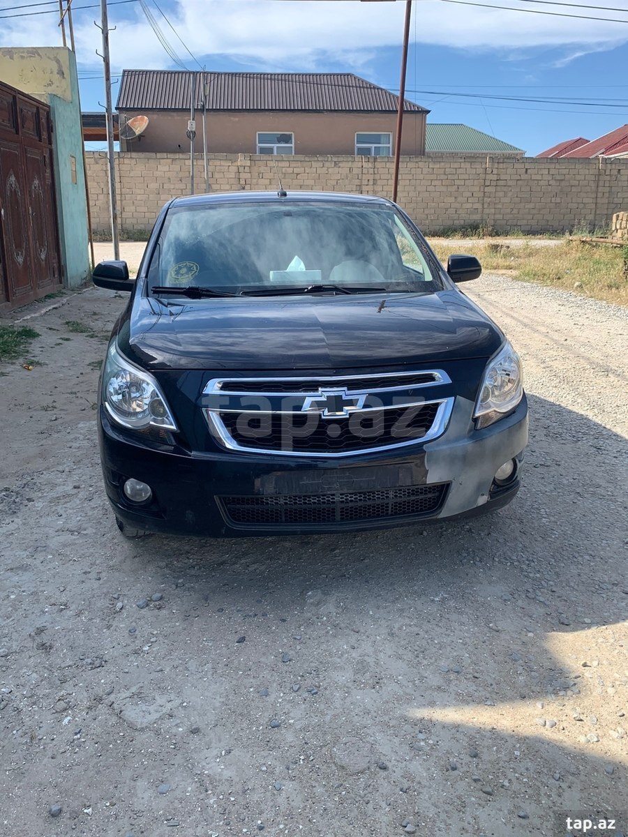 Chevrolet Cobalt, 2023 il (6)
