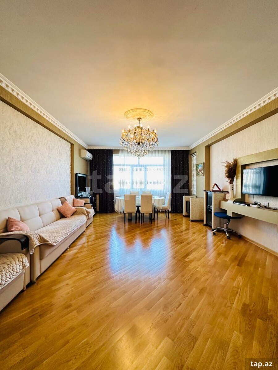 3-otaqlı yeni tikili, 6-cı mkr., 136 m²