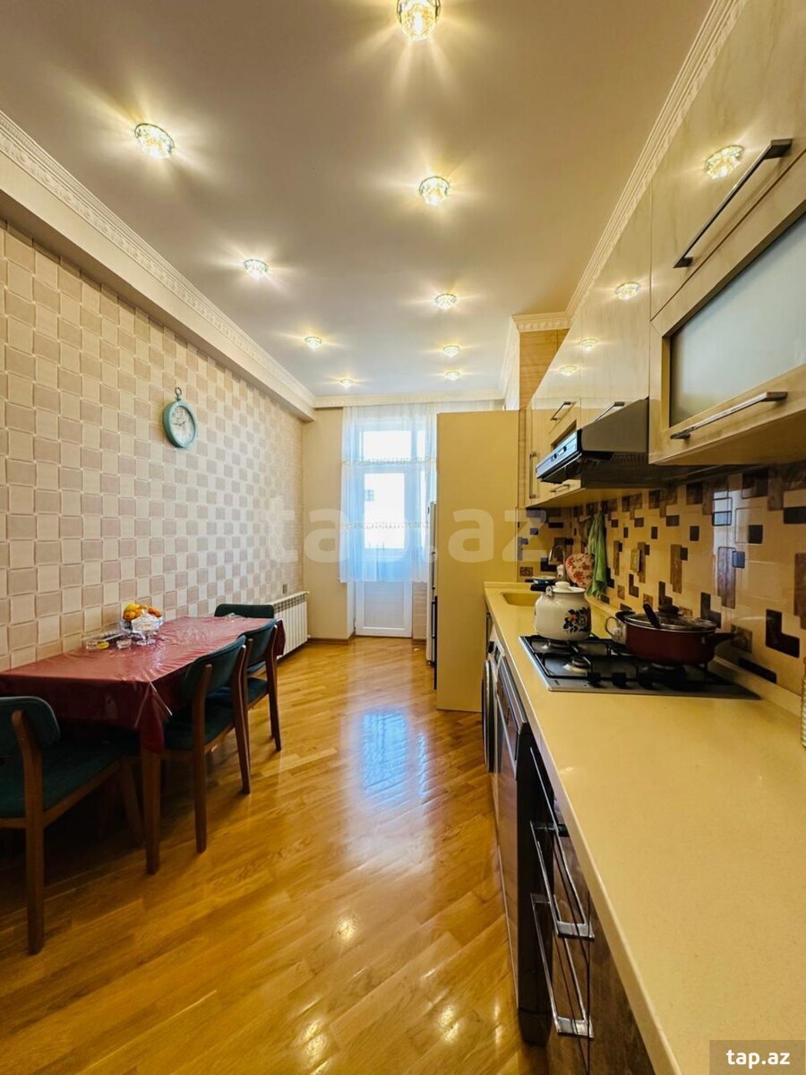 3-otaqlı yeni tikili, 6-cı mkr., 136 m² (12)