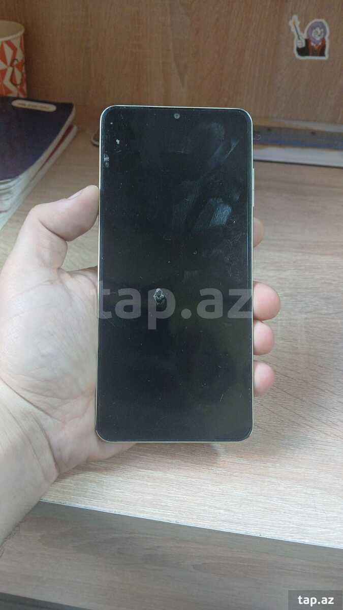 Samsung Galaxy A06 Gold 128GB/4GB (2)