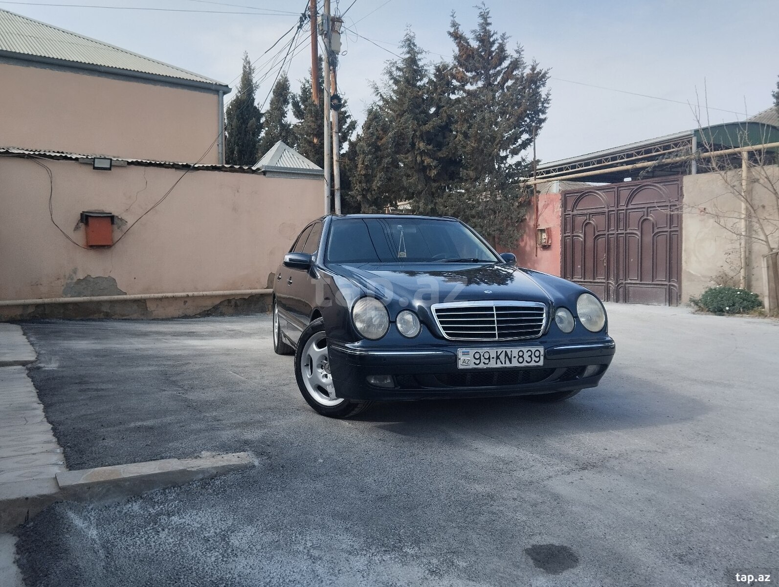 Mercedes E 320, 2000 il