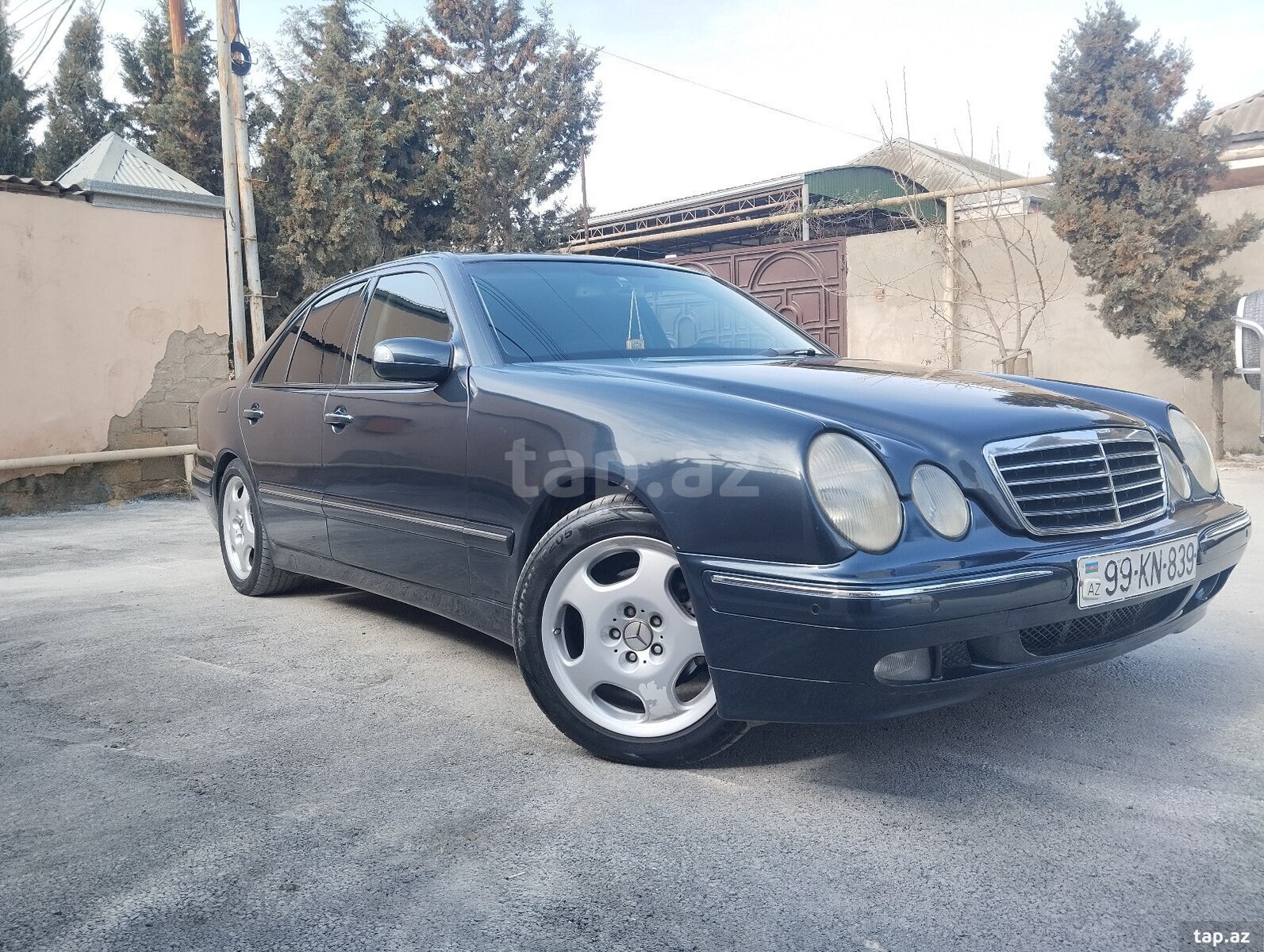 Mercedes E 320, 2000 il (2)