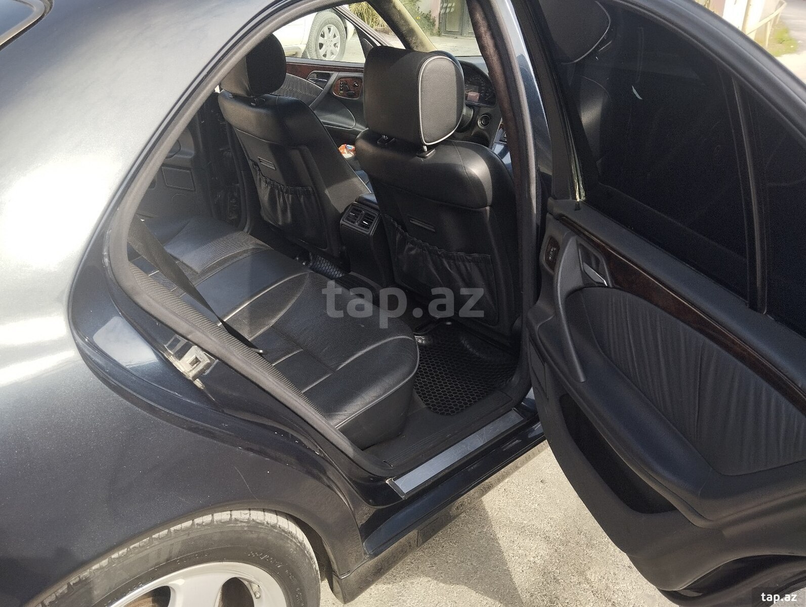 Mercedes E 320, 2000 il (6)