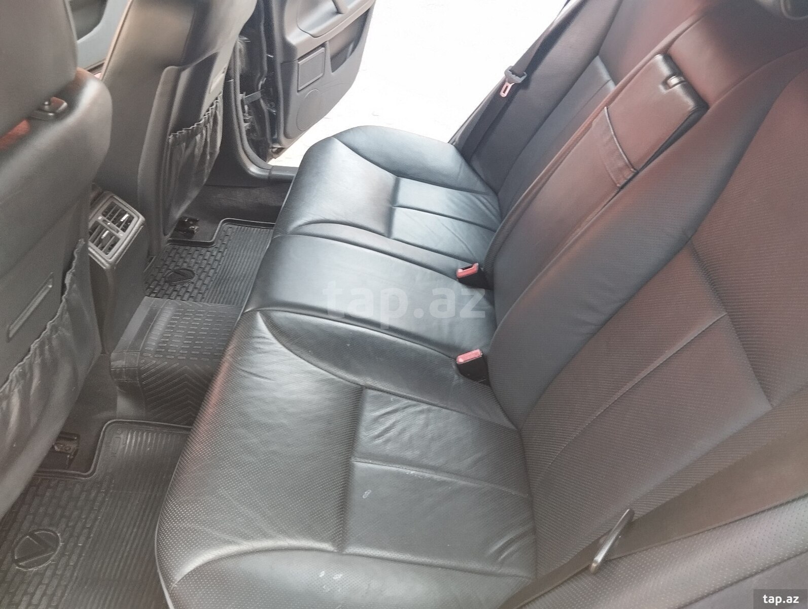 Mercedes E 320, 2000 il (25)