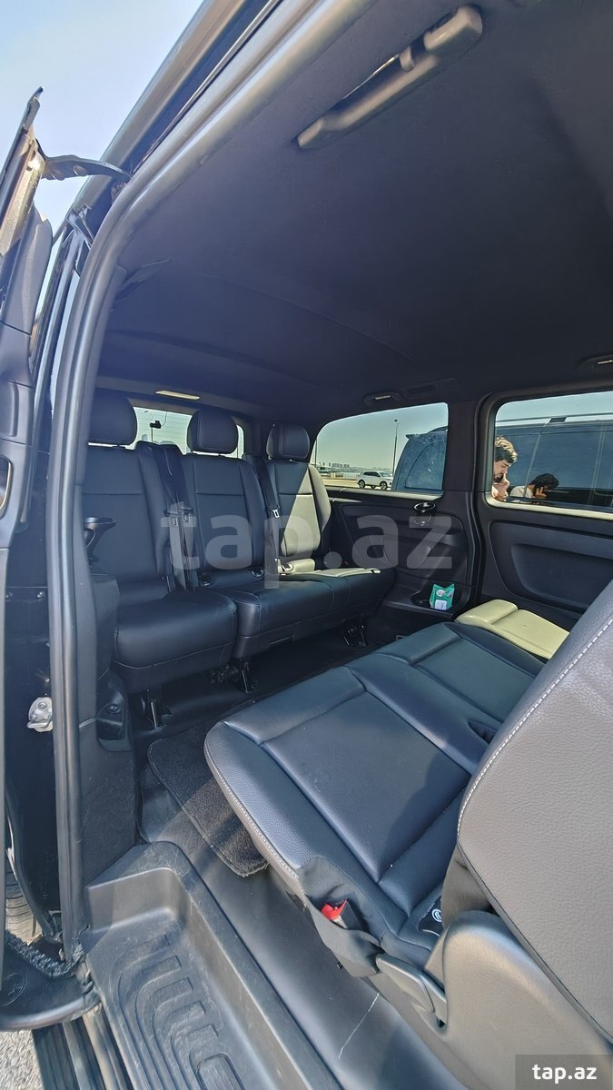 Xarici Qonaqlar Üçün Premium Transfer Mercedes V-Class (13)