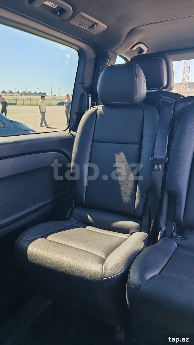 Xarici Qonaqlar Üçün Premium Transfer Mercedes V-Class (6)