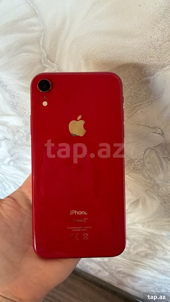 Apple iPhone XR Red 64GB/3GB (3)