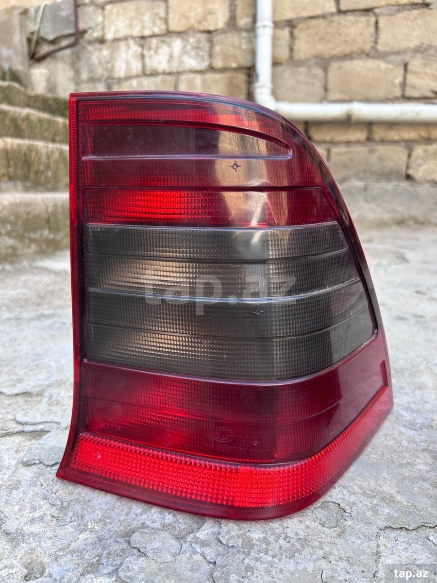 Mercedes W202 stop işıqları (3)