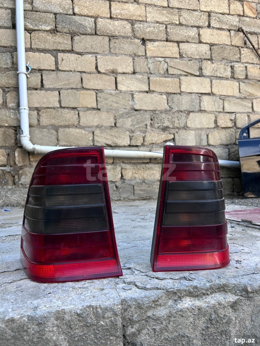 Mercedes W202 stop işıqları