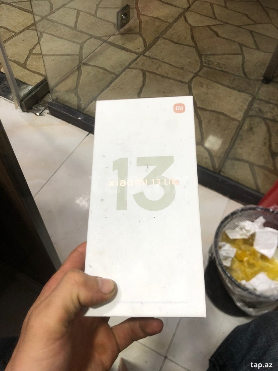 Xiaomi 13 Lite Black 256GB/8GB (6)