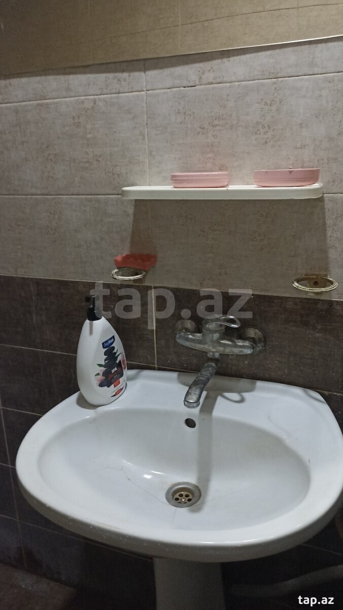 2-otaqlı mənzil kirayə verilir, 28 May m., 45 m² (5)