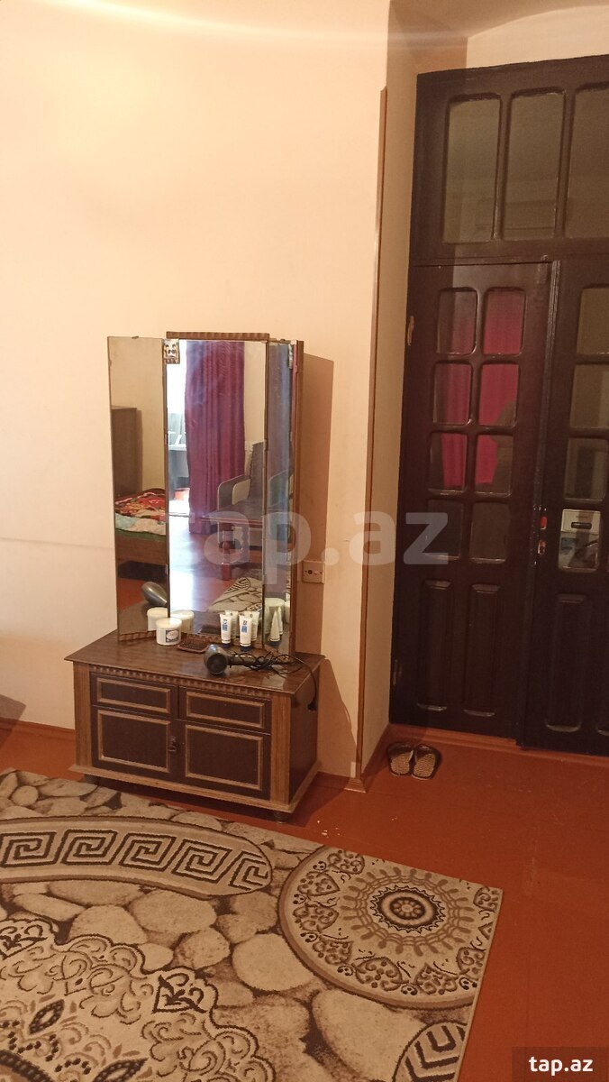 2-otaqlı mənzil kirayə verilir, 28 May m., 45 m² (8)
