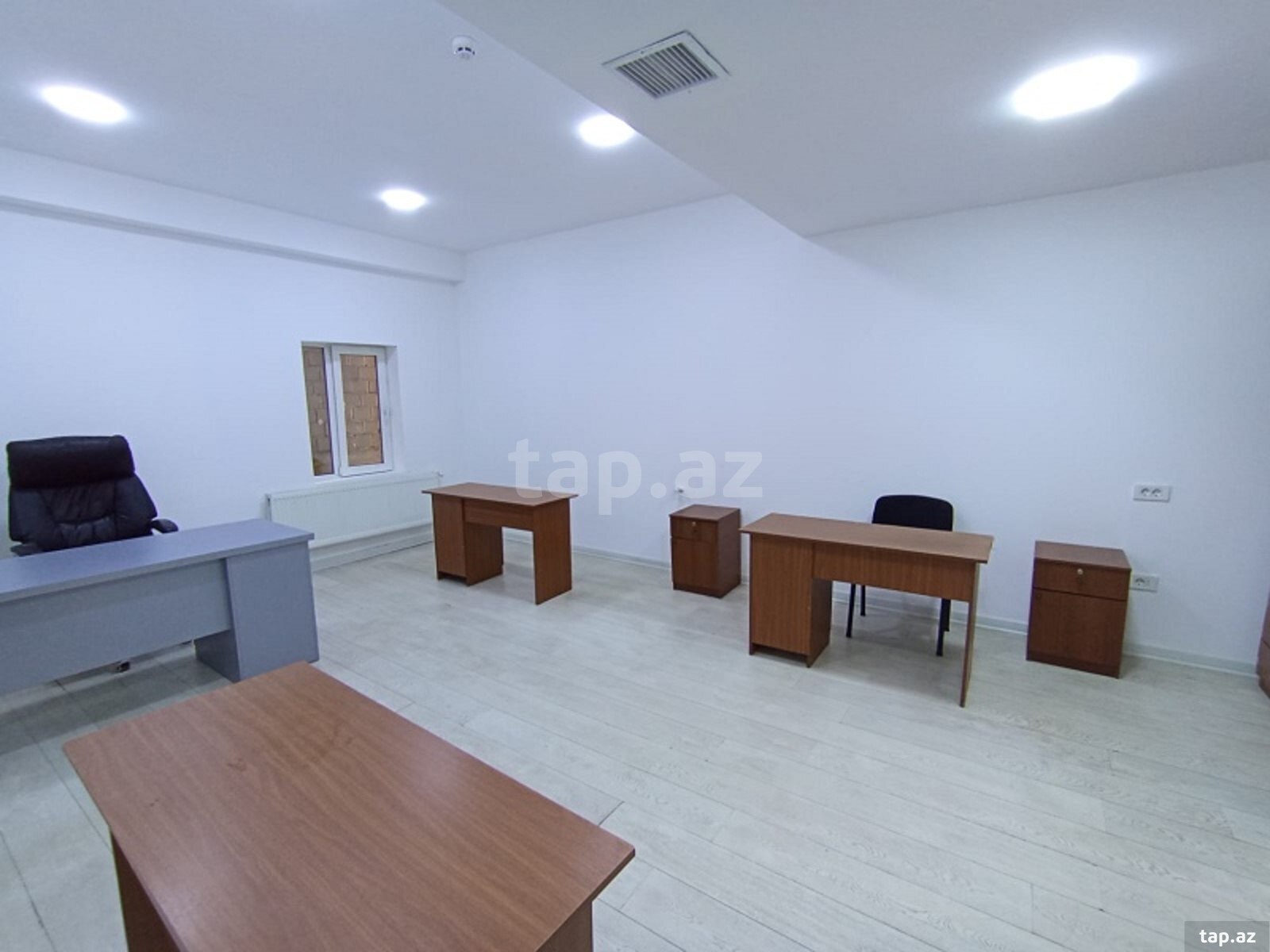 Ofis icarəyə verilir, Ə. Rəcəbli küç. (11)