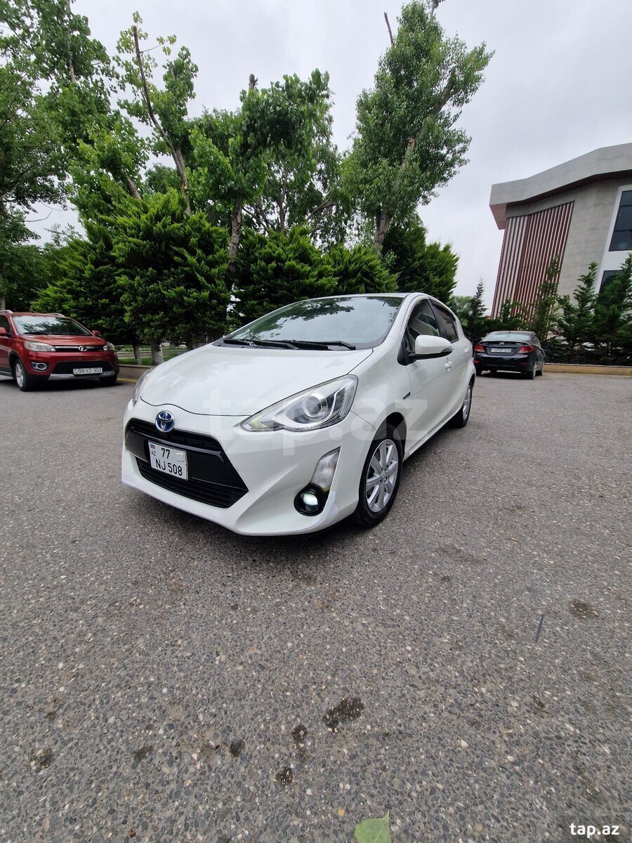 Toyota Aqua, 2016 il (6)