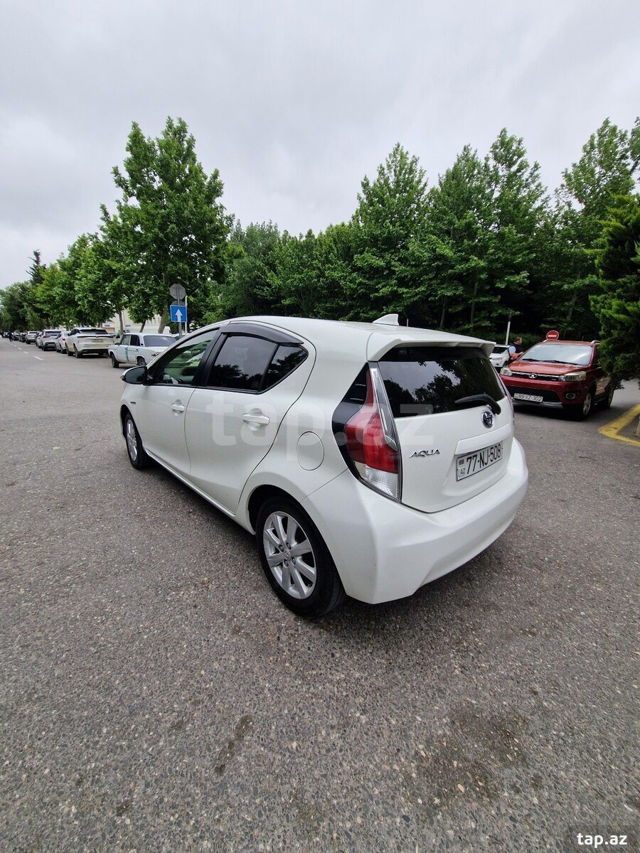 Toyota Aqua, 2016 il (9)