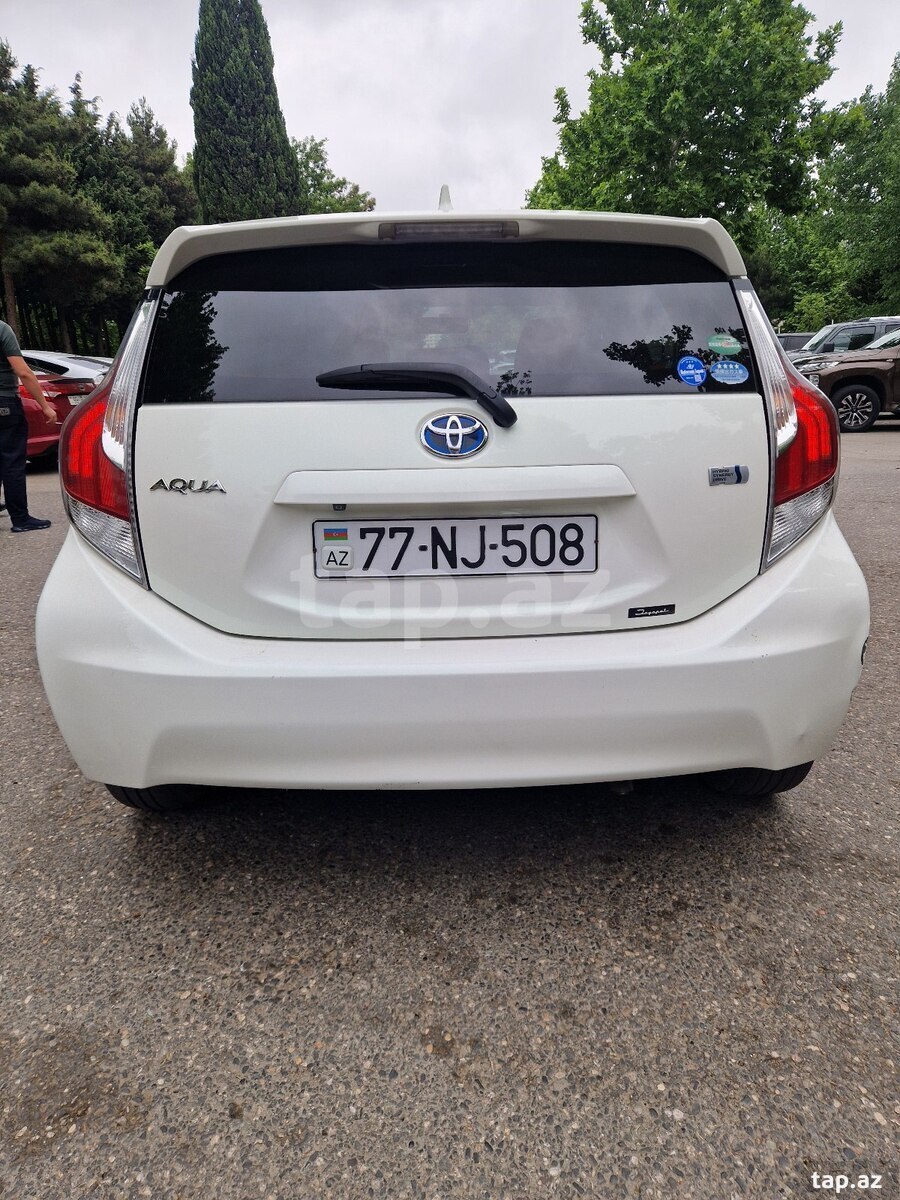 Toyota Aqua, 2016 il (13)