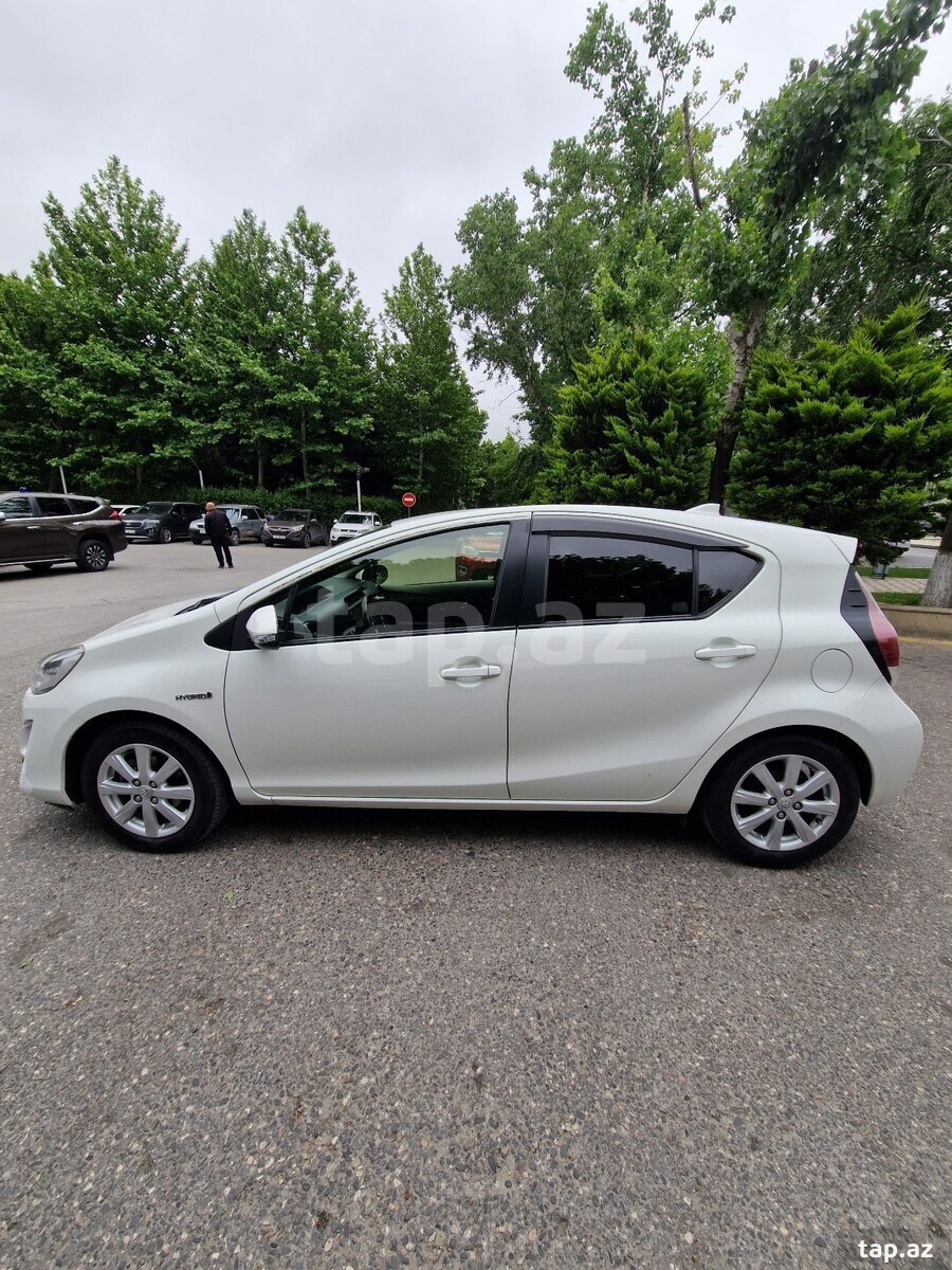 Toyota Aqua, 2016 il (10)