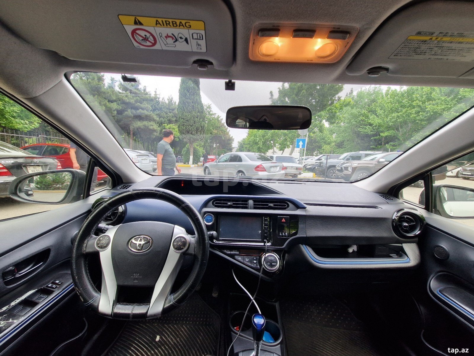 Toyota Aqua, 2016 il (15)