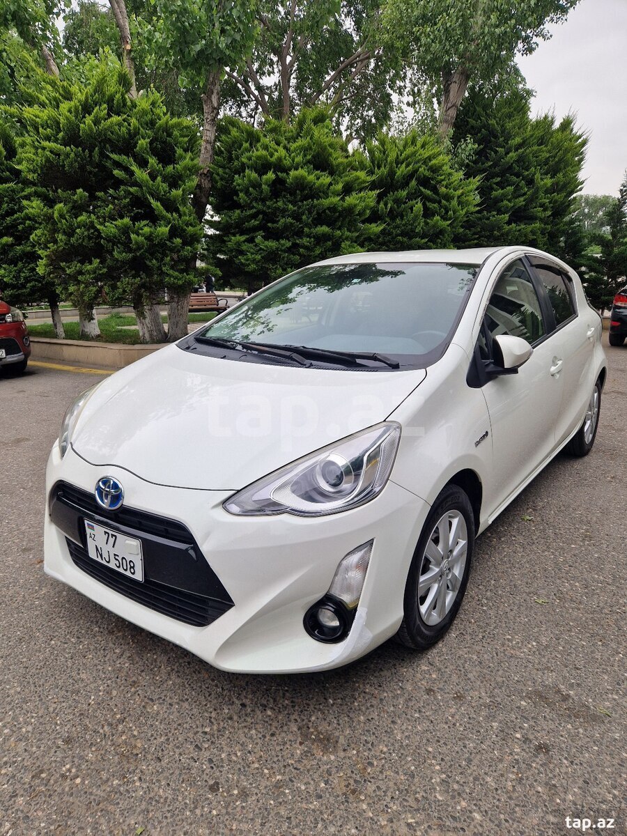 Toyota Aqua, 2016 il (20)